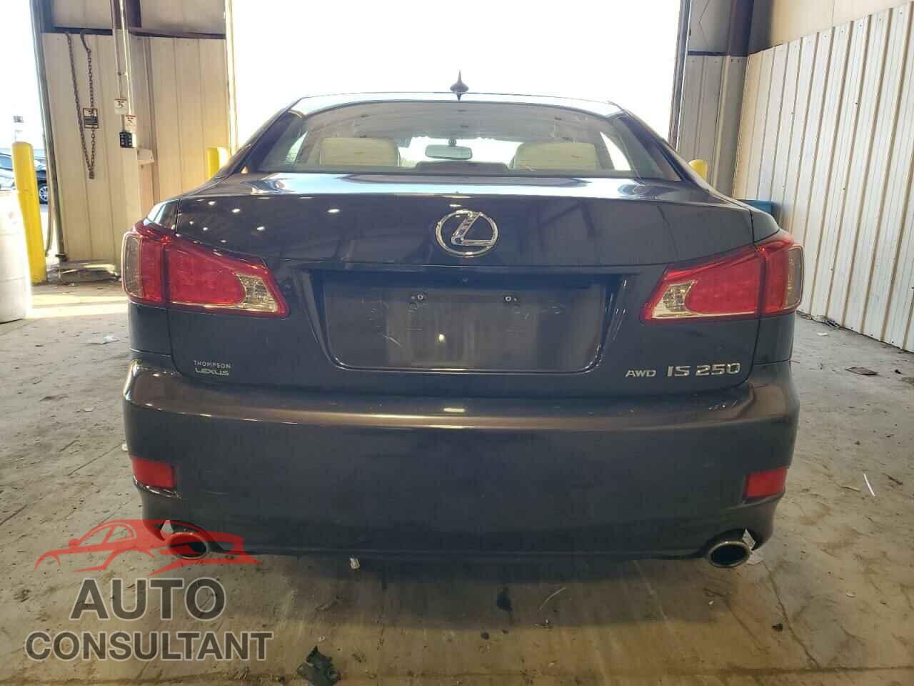 LEXUS IS 2012 - JTHCF5C26C5059260