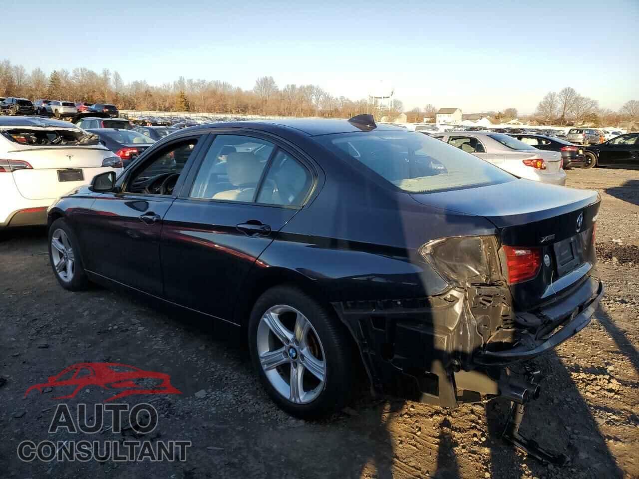 BMW 3 SERIES 2013 - WBA3B5G59DNS02265