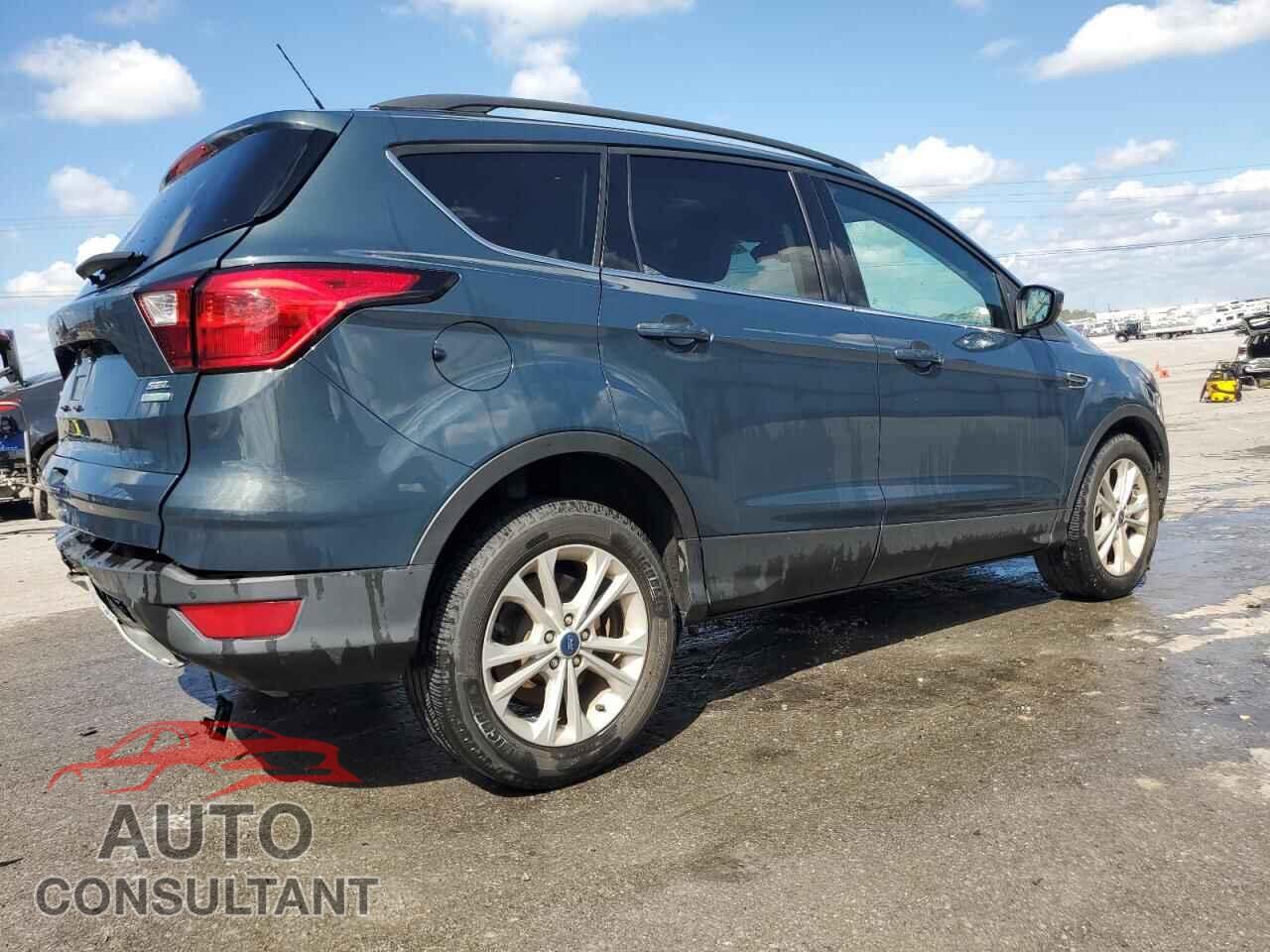 FORD ESCAPE 2019 - 1FMCU0HD1KUB46701