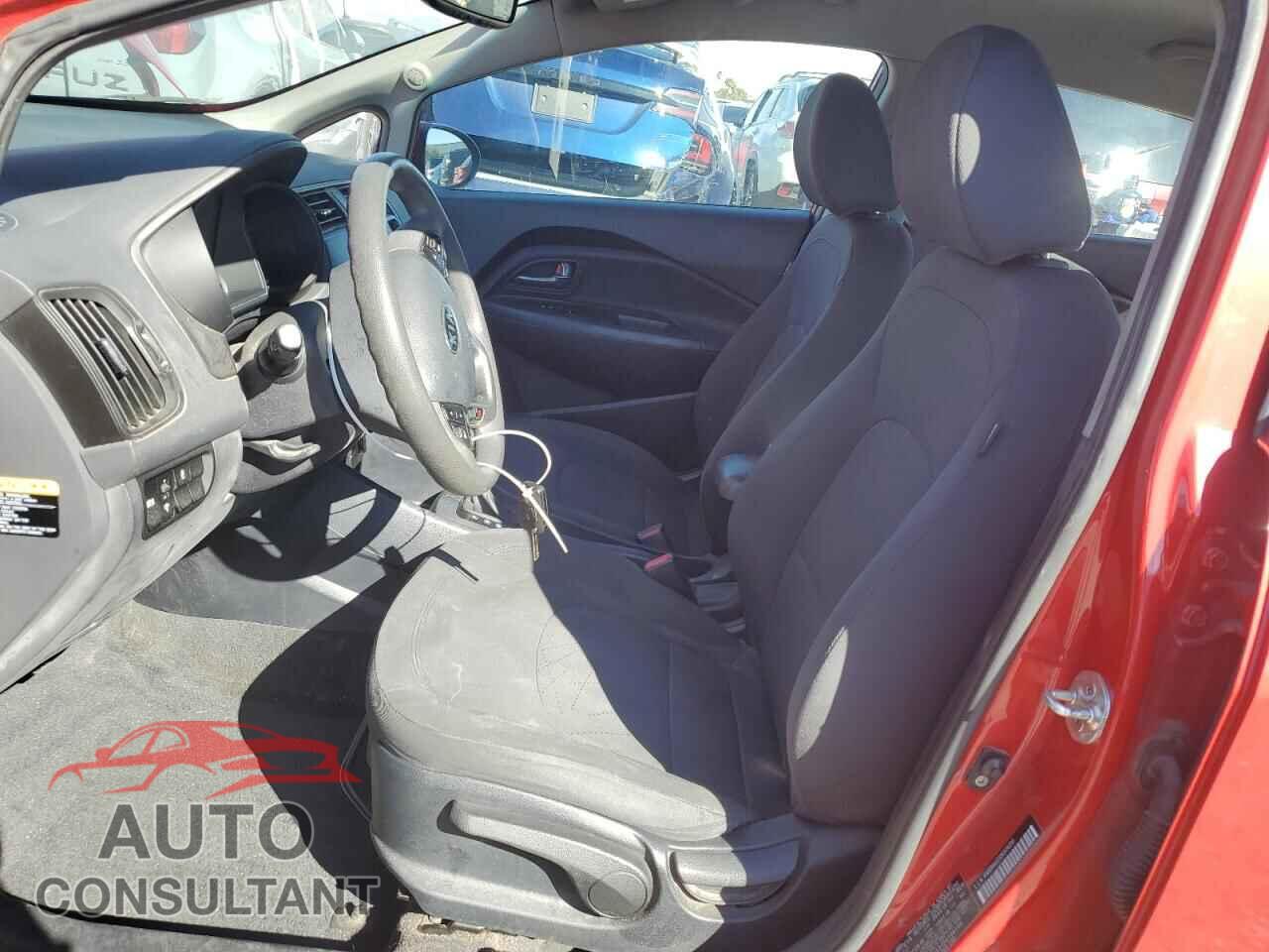 KIA RIO 2013 - KNADN4A31D6104130