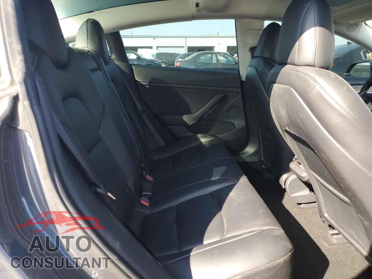 TESLA MODEL 3 2022 - 5YJ3E1EB8NF178410