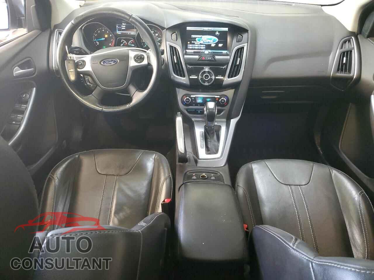 FORD FOCUS 2014 - 1FADP3J21EL121002