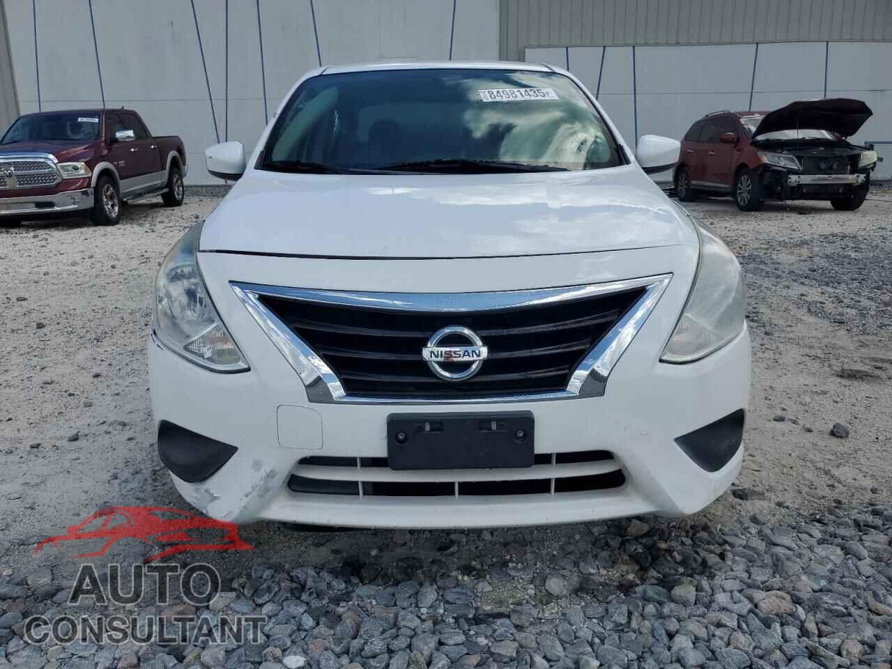 NISSAN VERSA 2017 - 3N1CN7AP1HL867377