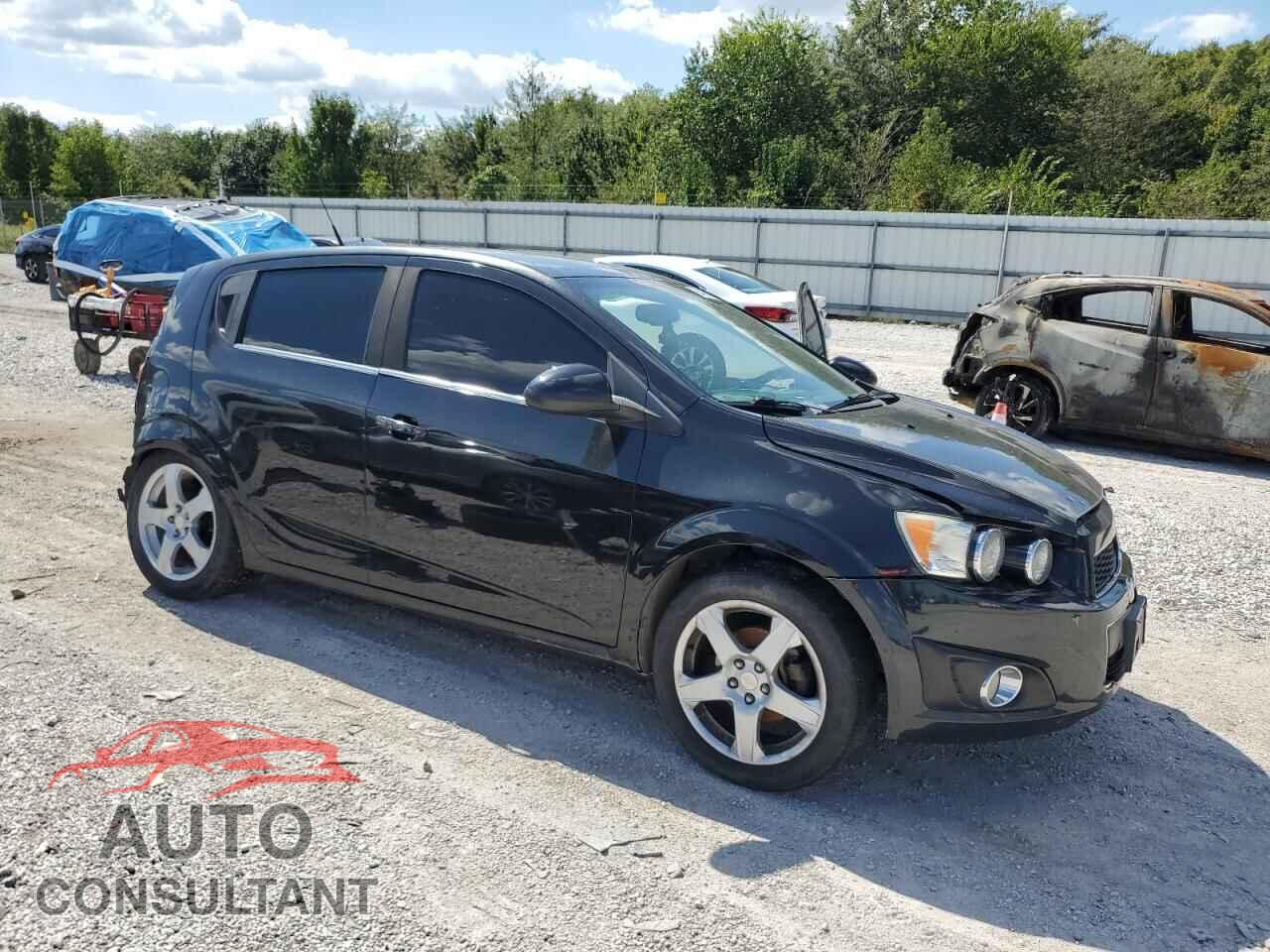 CHEVROLET SONIC 2014 - 1G1JE6SB4E4116768