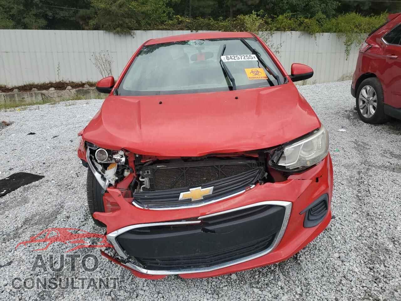 CHEVROLET SONIC 2017 - 1G1JB5SH5H4135986