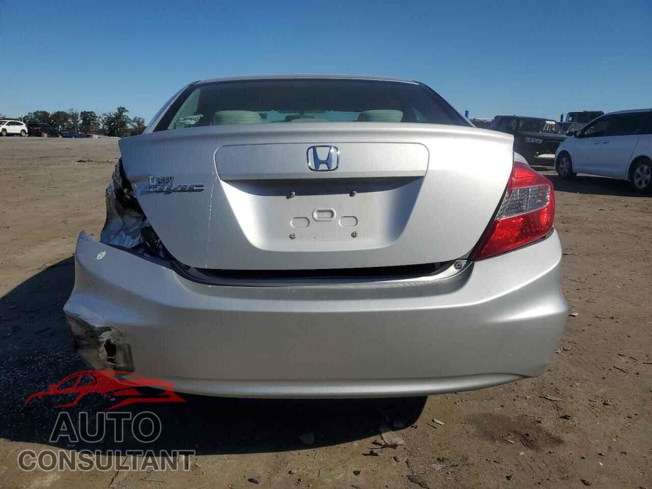HONDA CIVIC 2012 - 2HGFB2F51CH575678