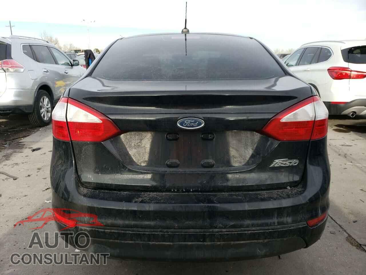 FORD FIESTA 2015 - 3FADP4AJ9FM172485