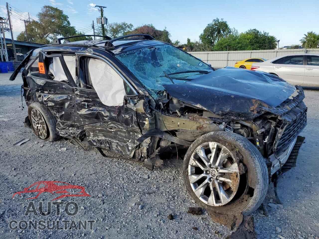 TOYOTA RAV4 2023 - 2T3C1RFV3PW299121