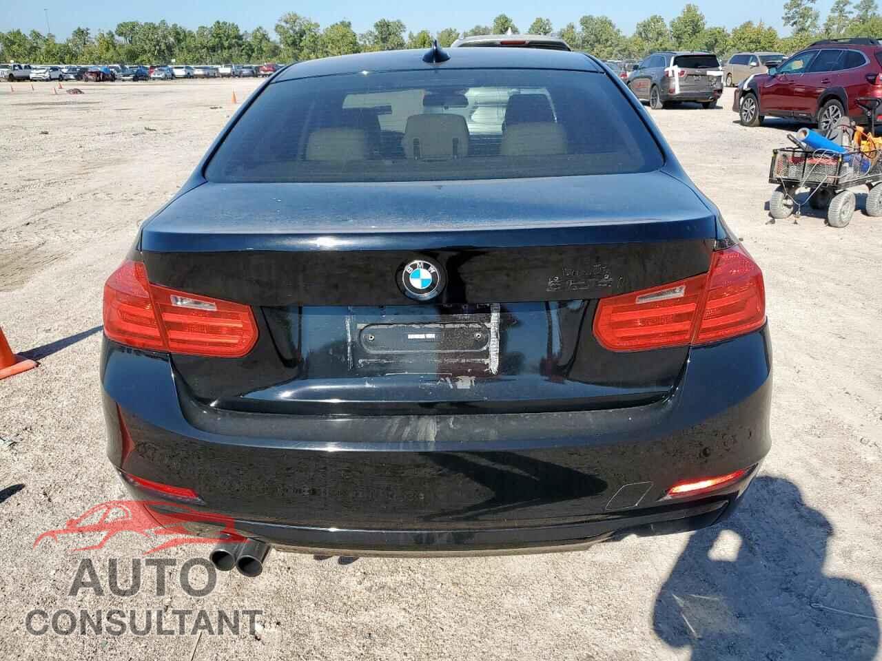 BMW 3 SERIES 2013 - WBA3A5C58DF355092