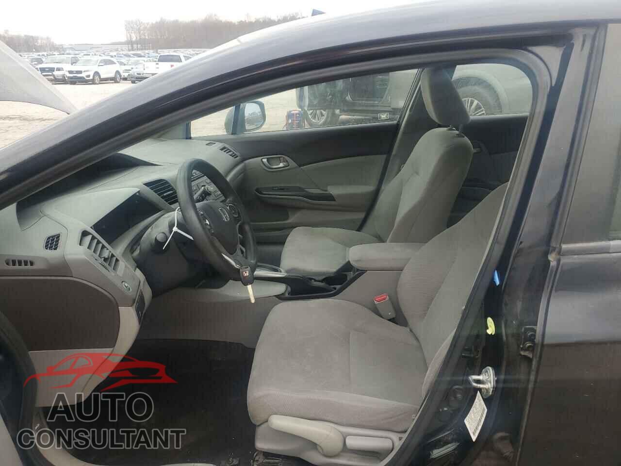HONDA CIVIC 2012 - 2HGFB2F52CH323812