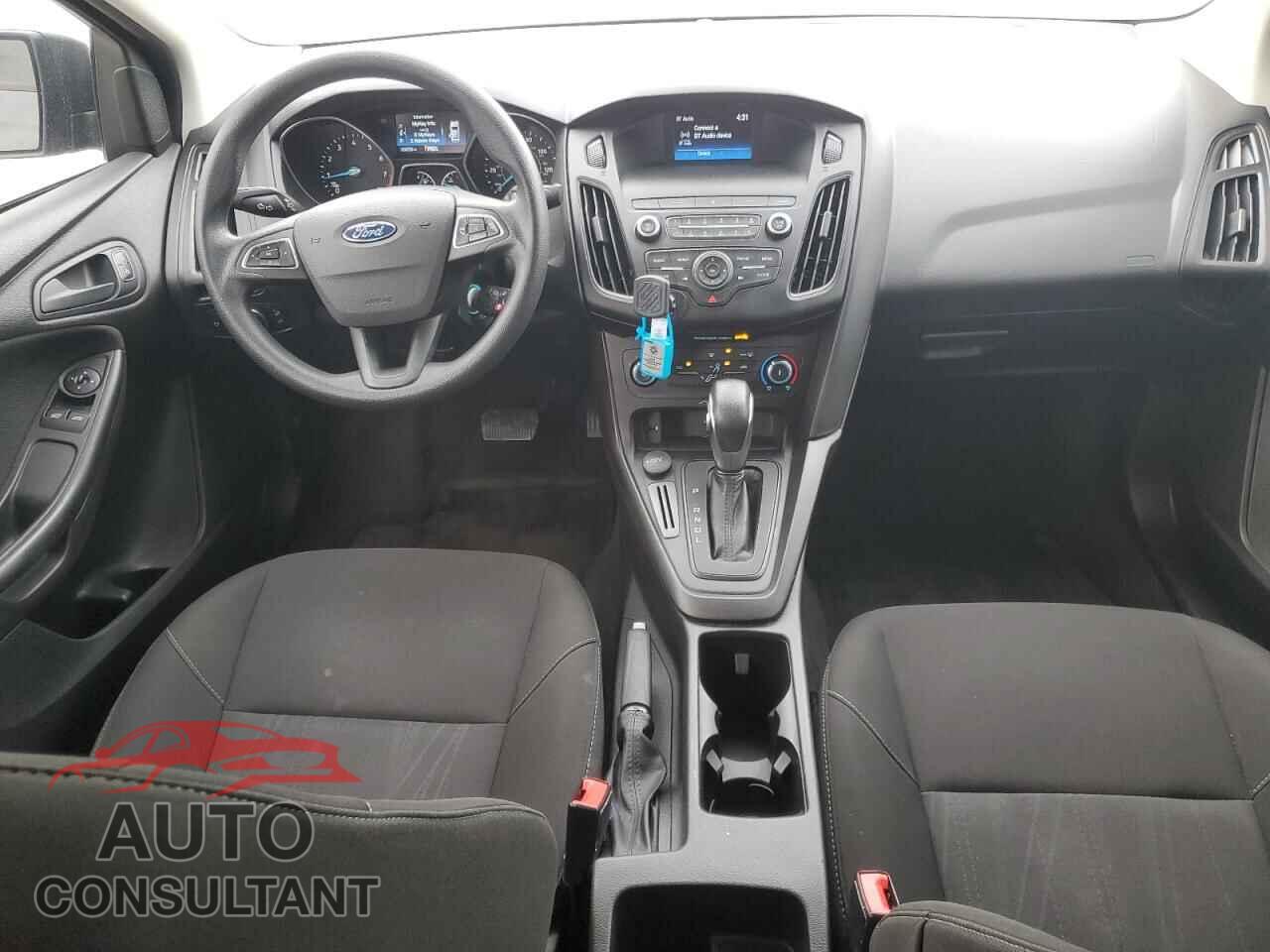 FORD FOCUS 2018 - 1FADP3E25JL304889