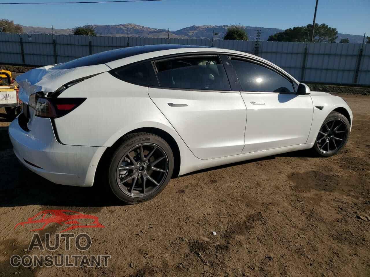 TESLA MODEL 3 2023 - 5YJ3E1EA5PF620862