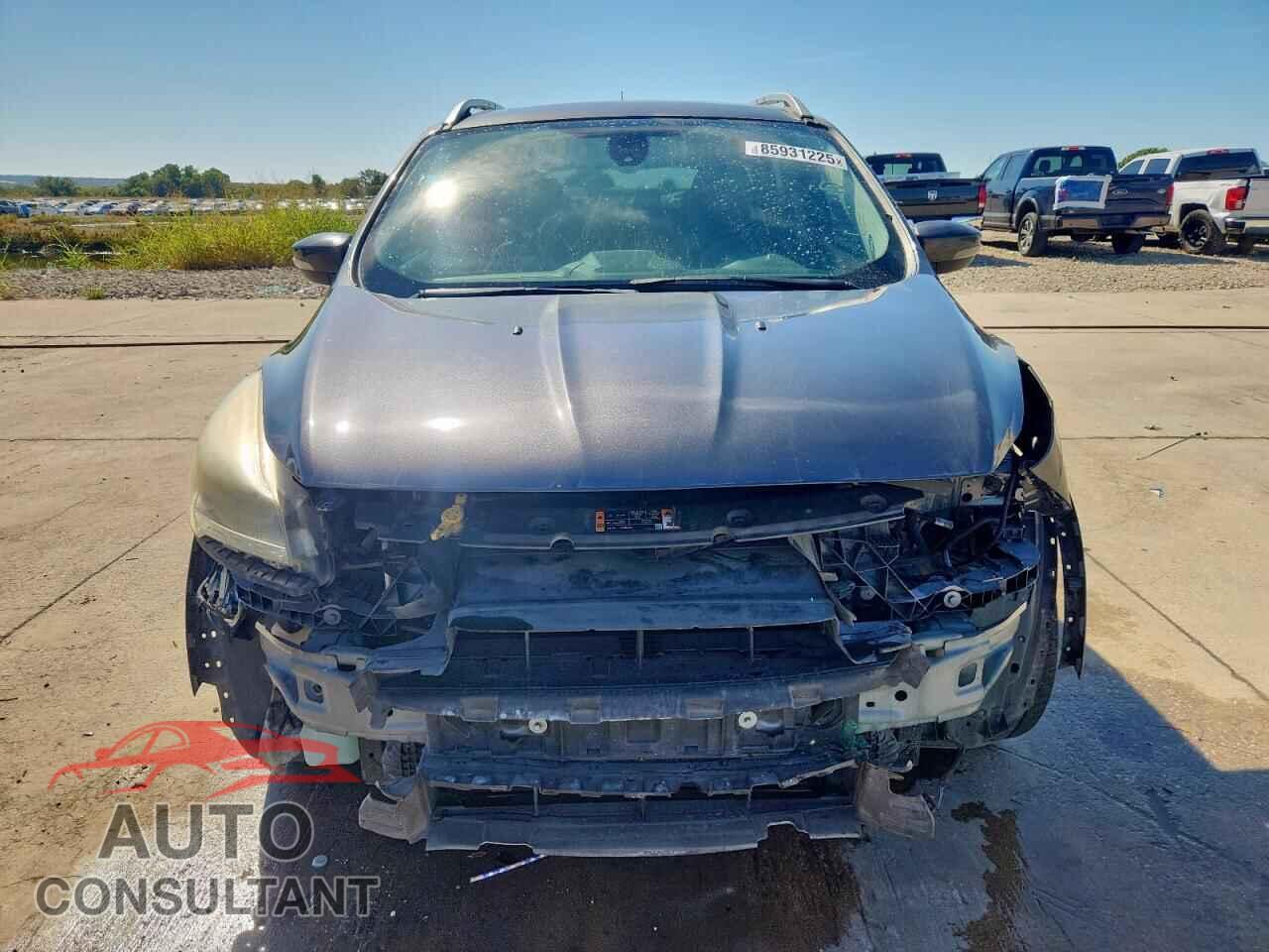 FORD ESCAPE 2015 - 1FMCU0J92FUB29451