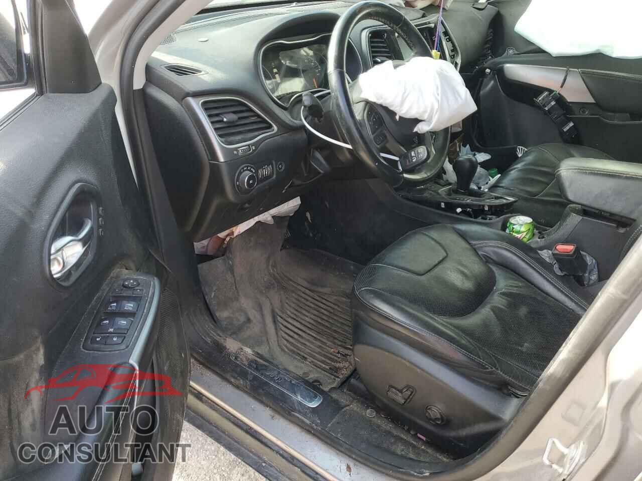 JEEP GRAND CHER 2019 - 1C4PJMDX7KD166375