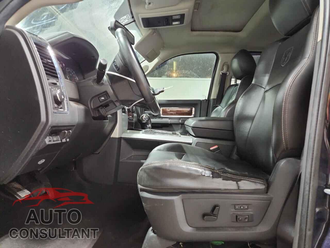 DODGE RAM 1500 2012 - 1C6RD7NT8CS155855