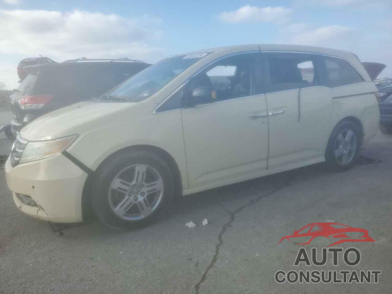 HONDA ODYSSEY 2013 - 5FNRL5H99DB021404