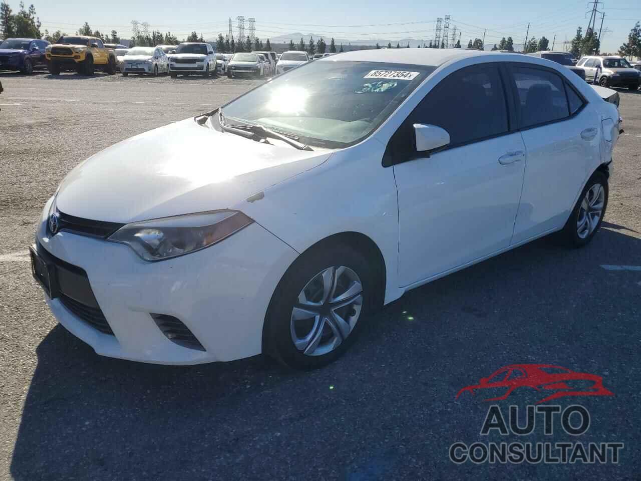 TOYOTA COROLLA 2015 - 5YFBURHE8FP333076