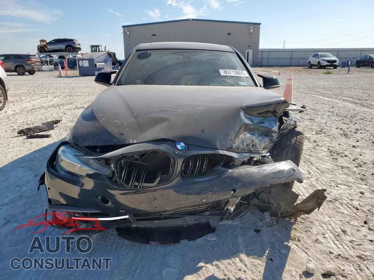 BMW 3 SERIES 2016 - WBA8E3G52GNU02782