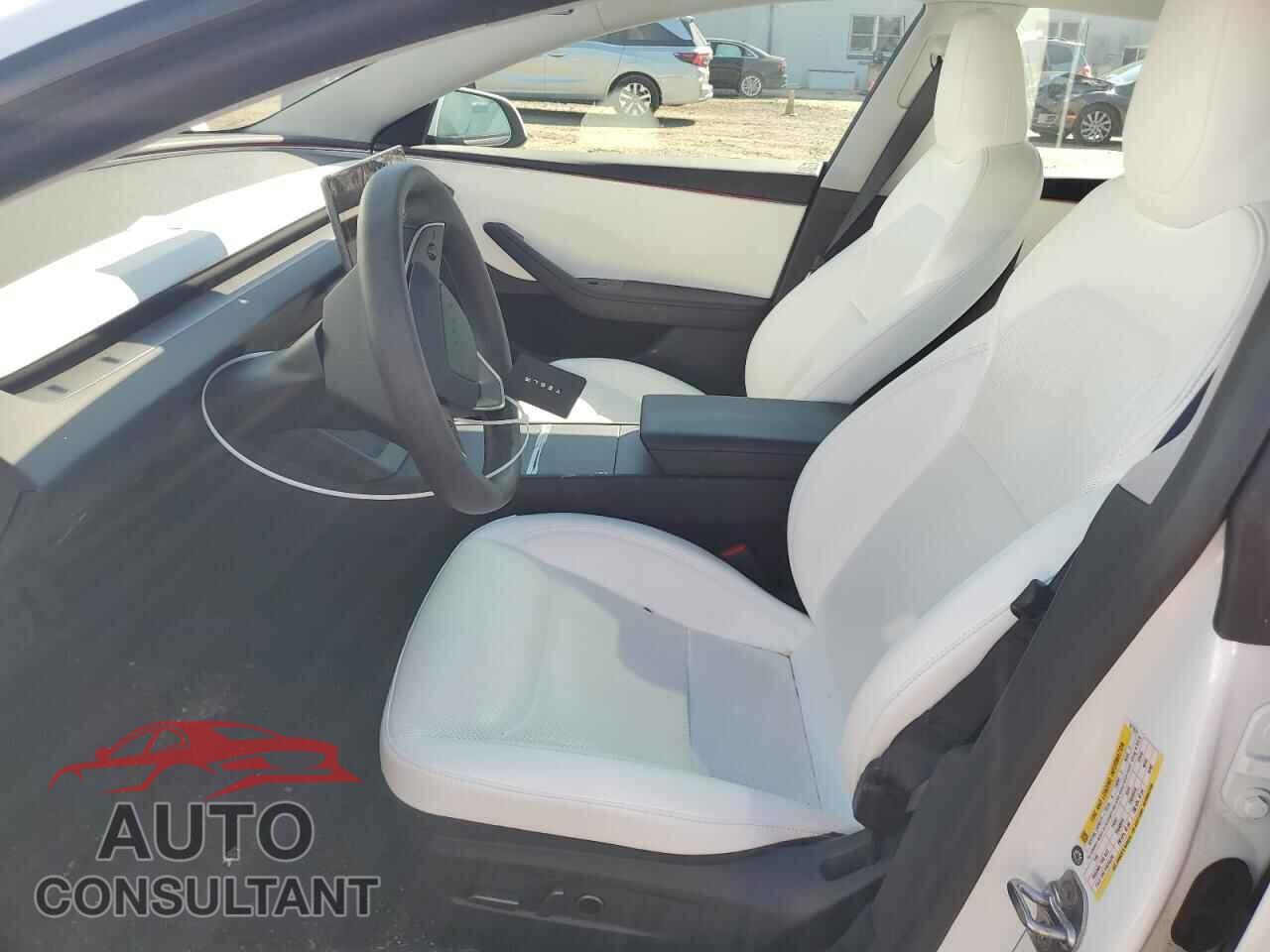 TESLA MODEL 3 2024 - 5YJ3E1EA4RF871374
