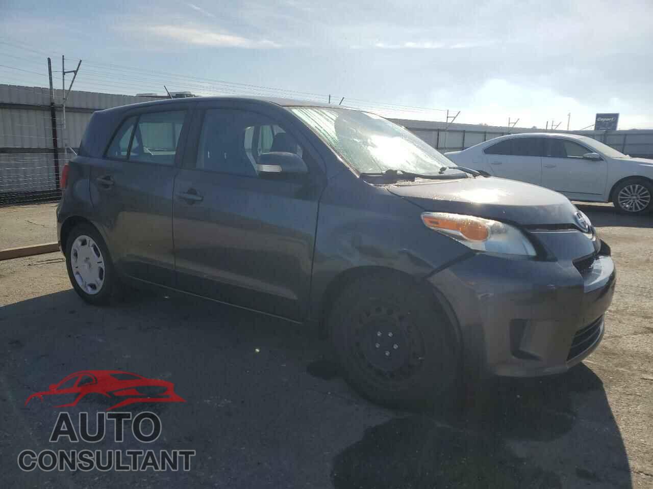 TOYOTA SCION 2011 - JTKKU4B47B1013841