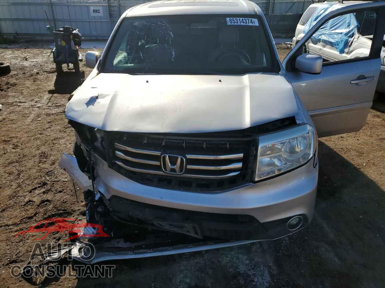 HONDA PILOT 2014 - 5FNYF4H50EB031914