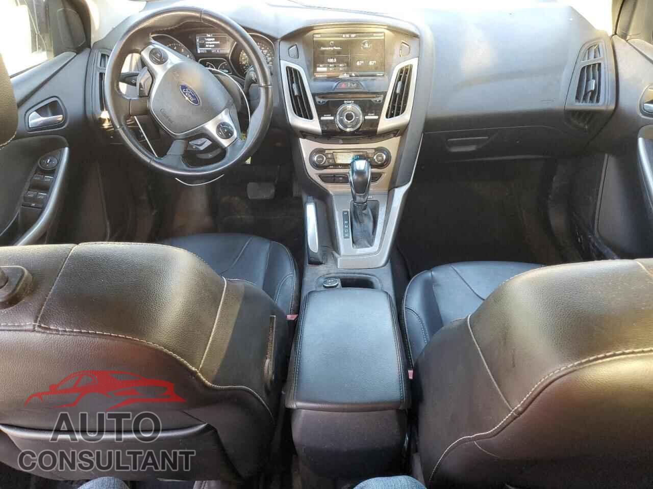 FORD FOCUS 2012 - 1FAHP3H29CL271704