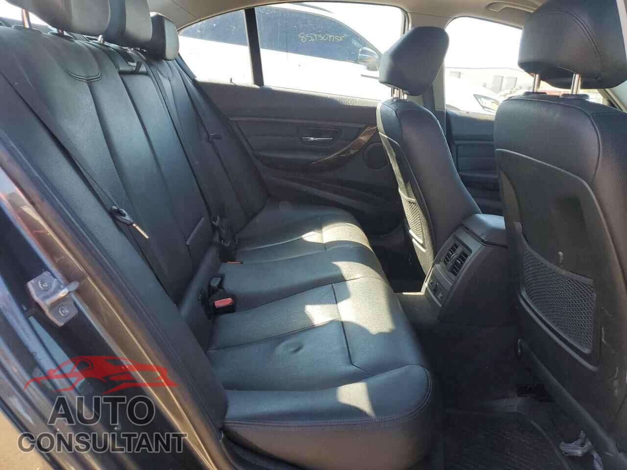 BMW 3 SERIES 2013 - WBA3B3C52DF535217