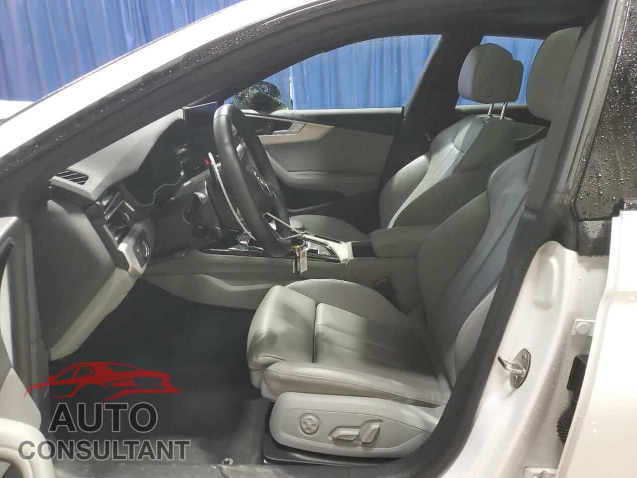 AUDI A5 2025 - WAUDACF58SA009557