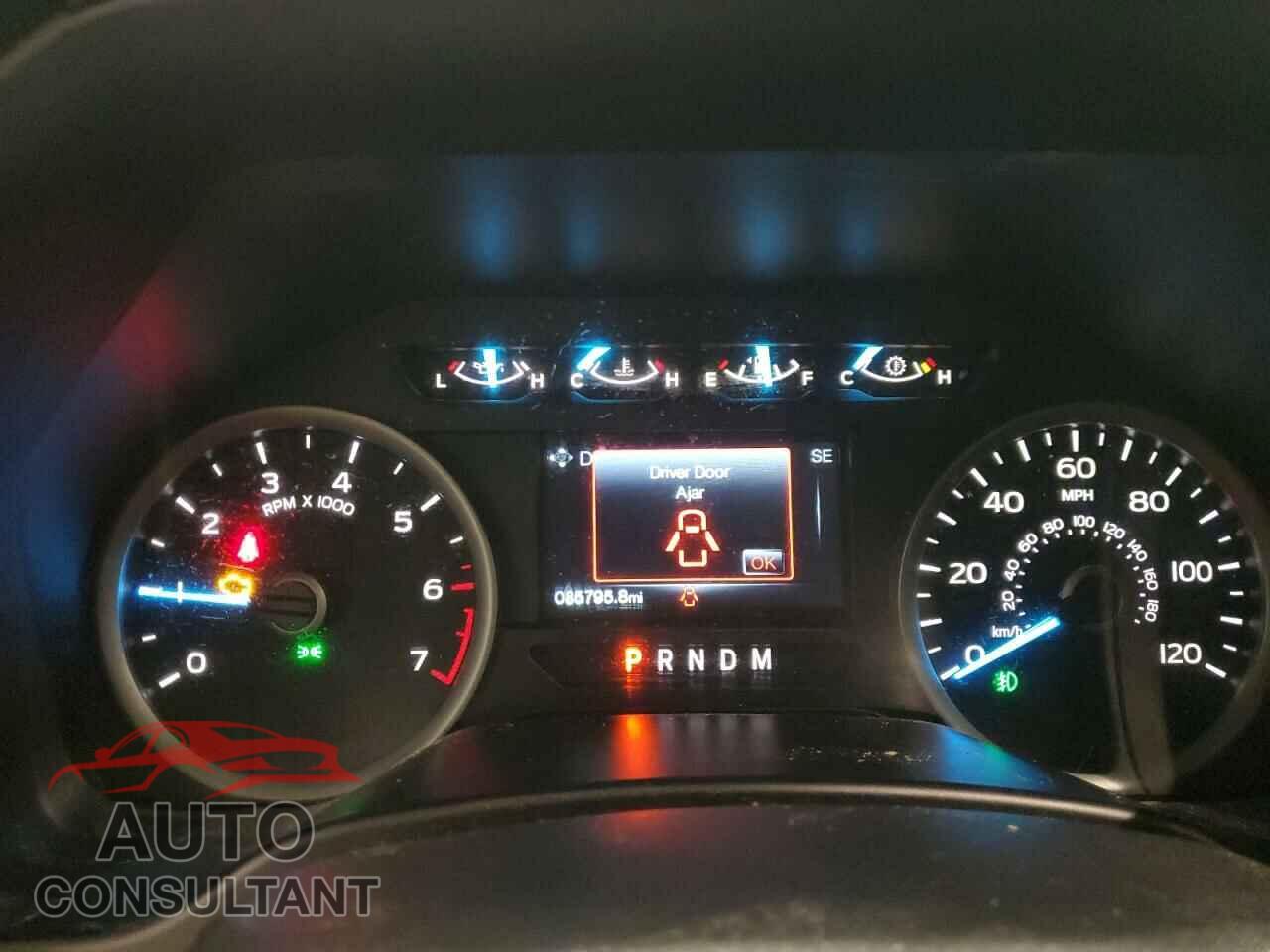 FORD F-150 2018 - 1FTFX1E5XJFB71840