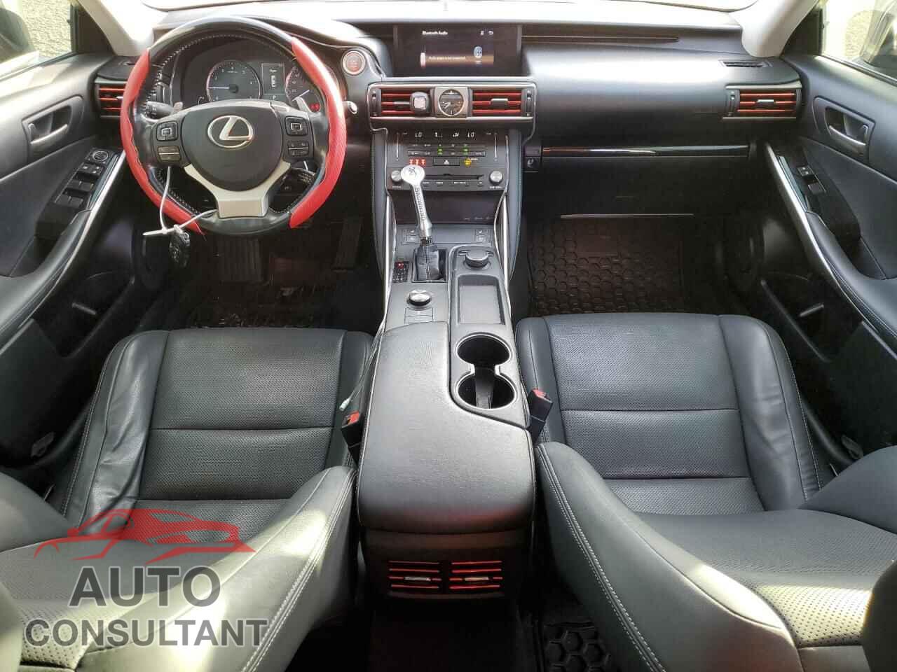 LEXUS IS 2017 - JTHCM1D24H5021854