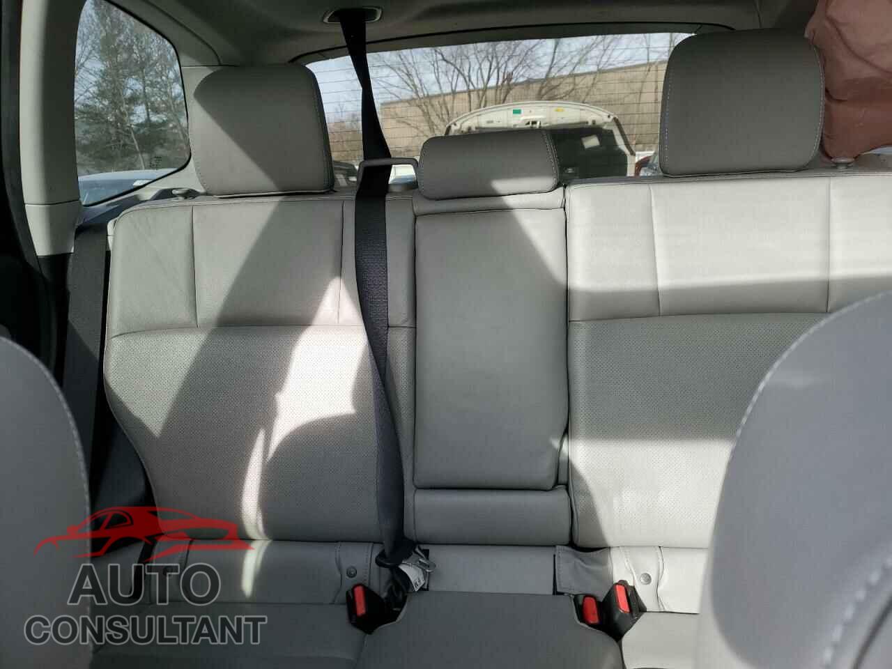 SUBARU FORESTER 2015 - JF2SJAHC5FH411979