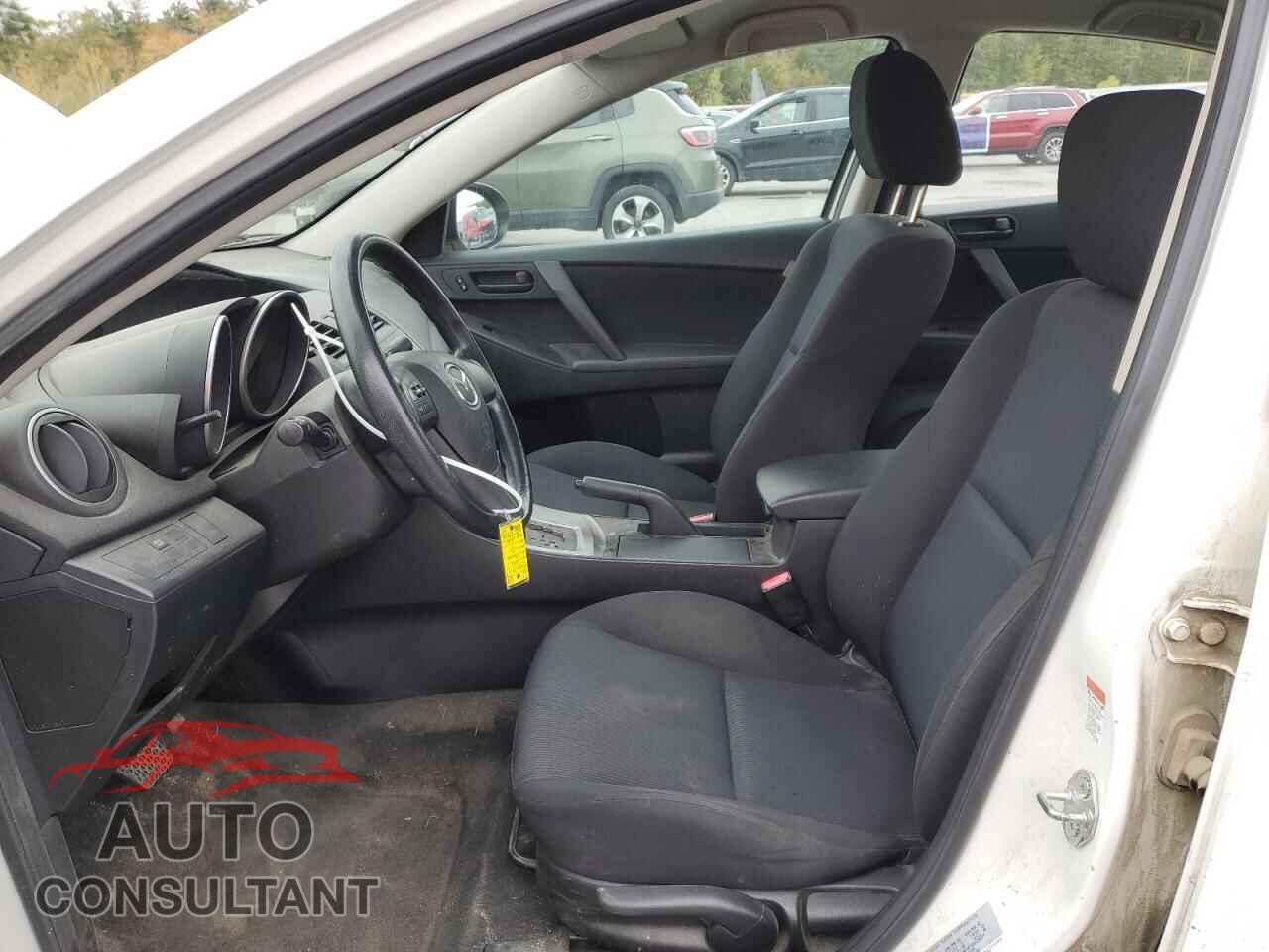 MAZDA 3 2011 - JM1BL1UG3B1426484