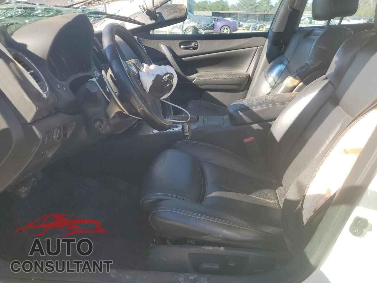 NISSAN MAXIMA 2011 - 1N4AA5AP8BC864540