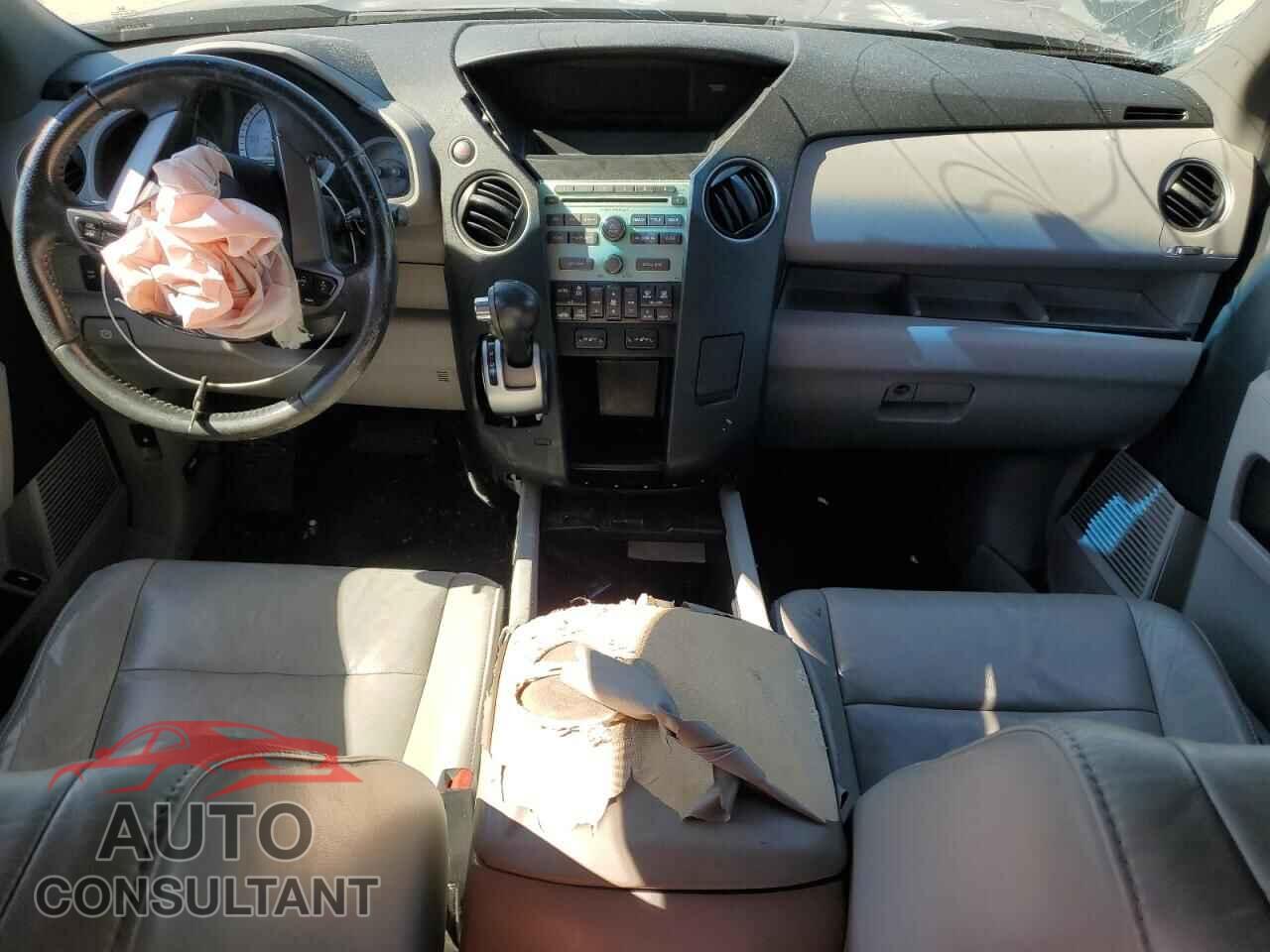 HONDA PILOT 2011 - 5FNYF3H59BB028127
