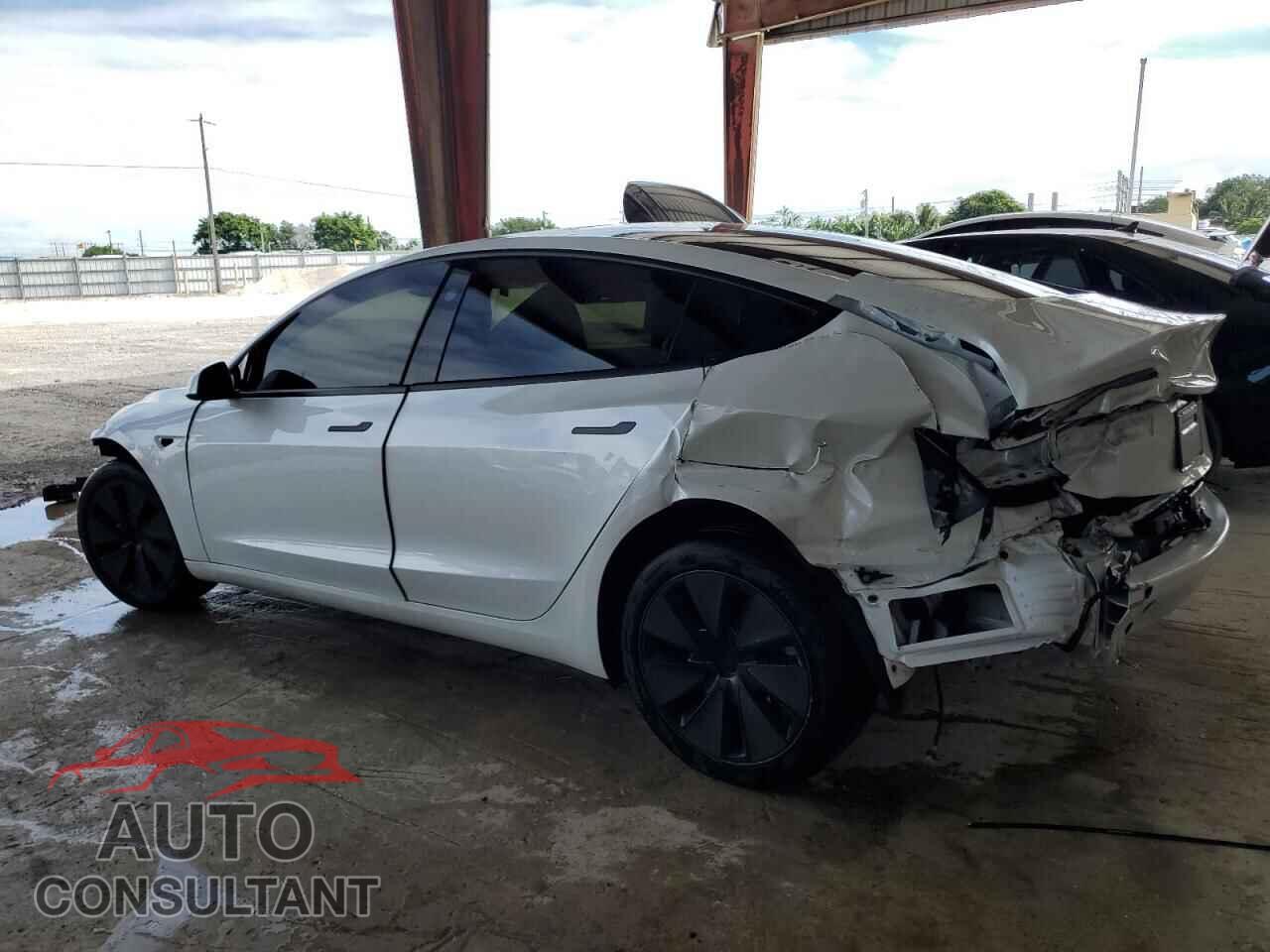 TESLA MODEL 3 2025 - 5YJ3E1EA1SF986357