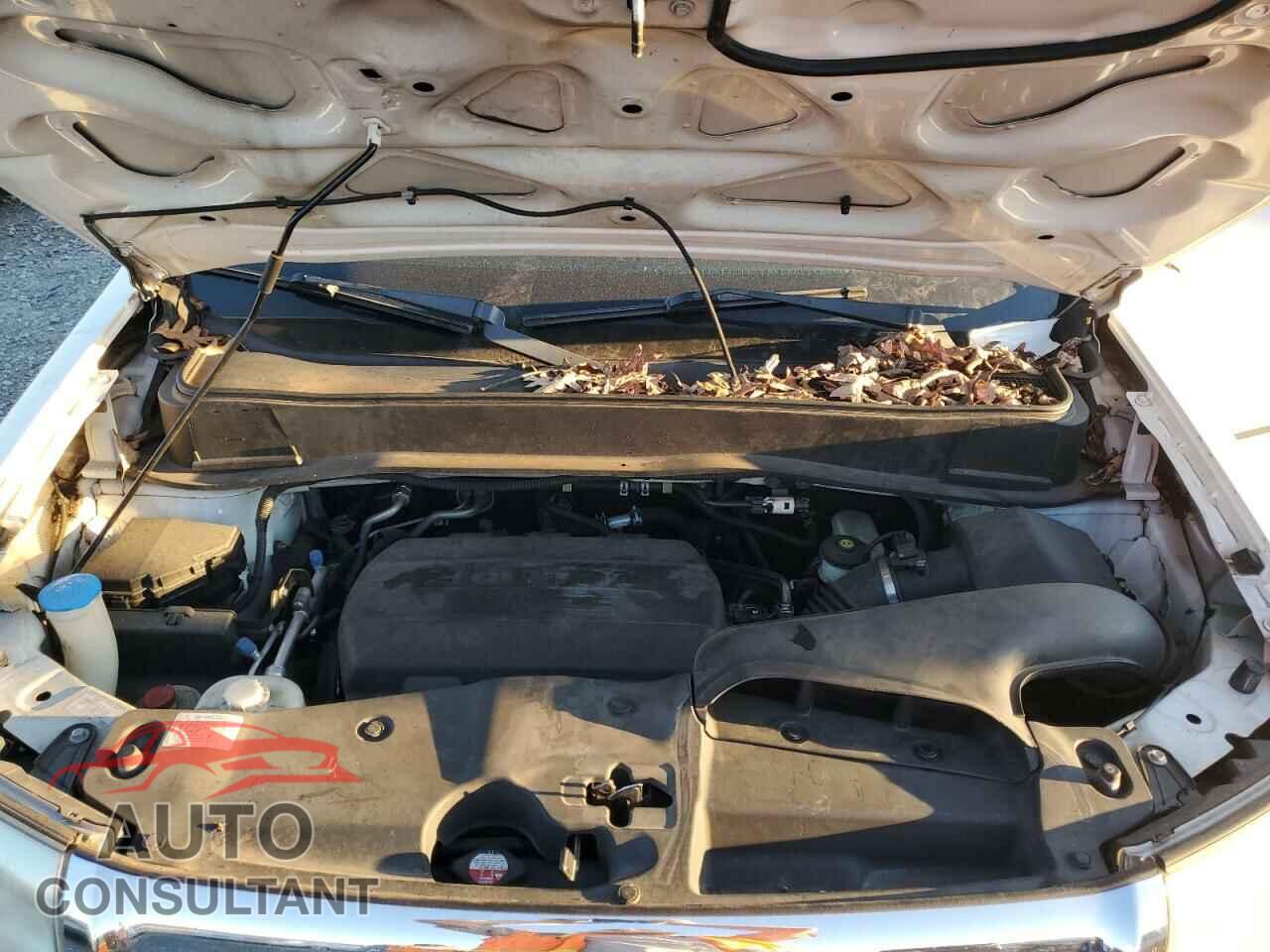 HONDA PILOT 2011 - 5FNYF3H94BB013909