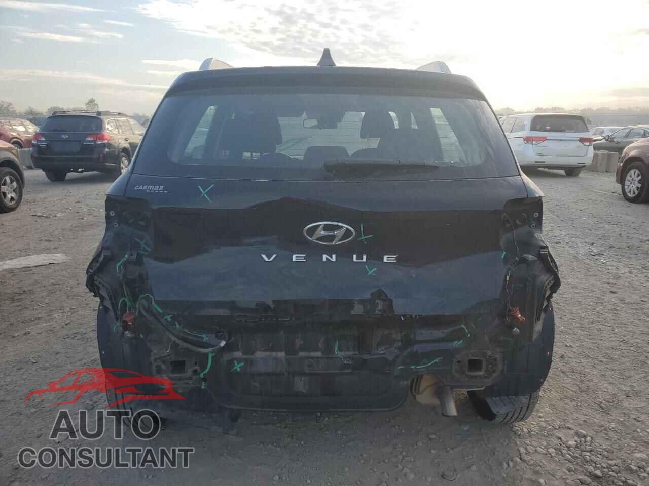 HYUNDAI VENUE 2020 - KMHRC8A33LU019043
