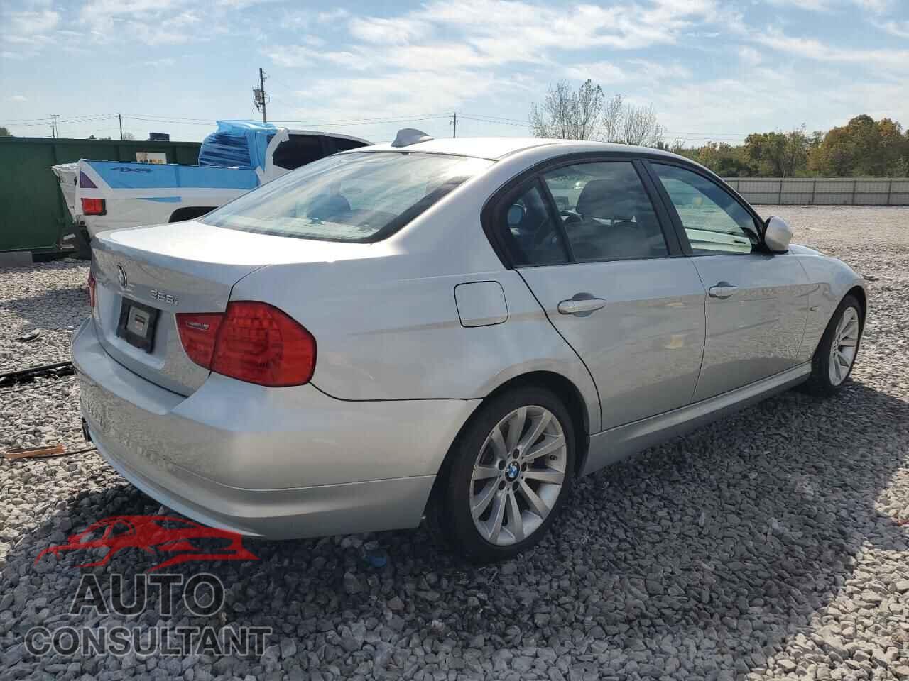 BMW 3 SERIES 2011 - WBAPH7G57BNM54587