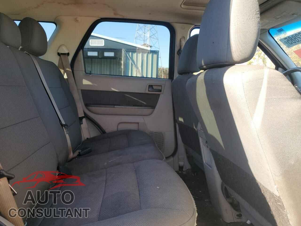 FORD ESCAPE 2010 - 1FMCU0D76AKB34991