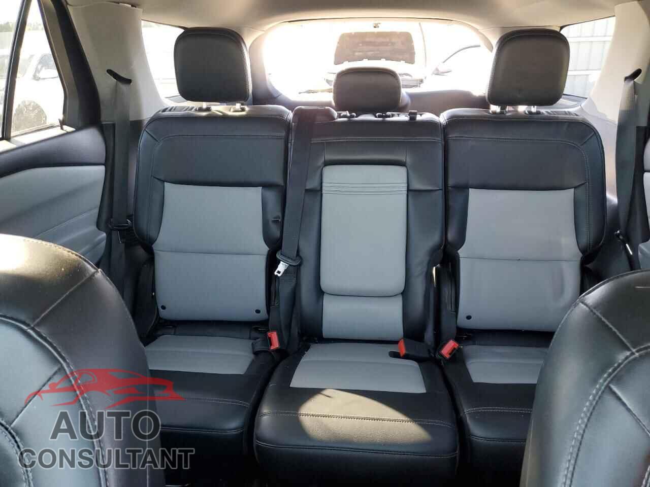 FORD EXPLORER 2022 - 1FMSK7DH4NGA64435