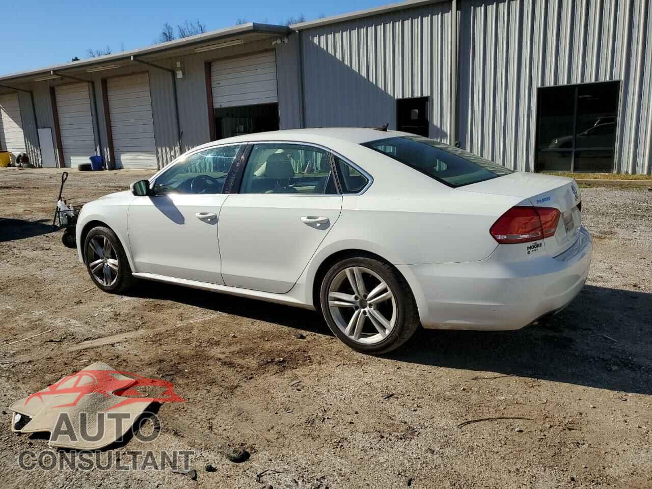 VOLKSWAGEN PASSAT 2014 - 1VWBS7A38EC119986