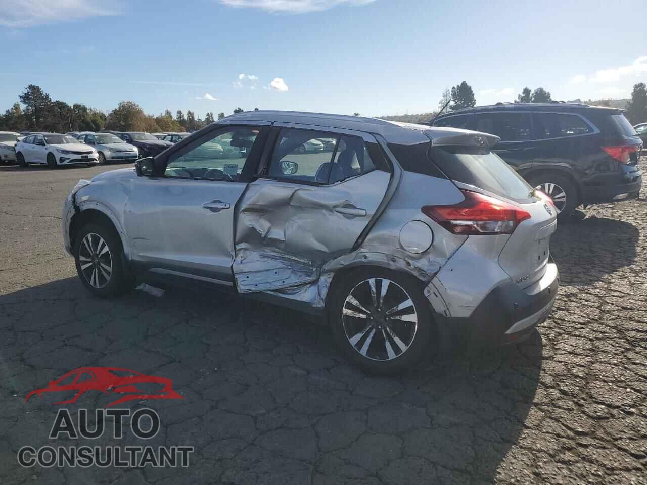 NISSAN KICKS 2020 - 3N1CP5DV5LL507269