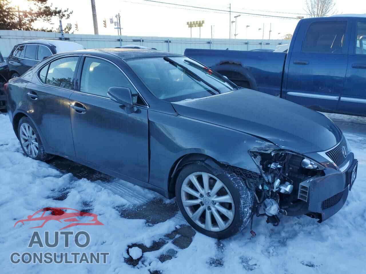 LEXUS IS 2009 - JTHCK262095032375