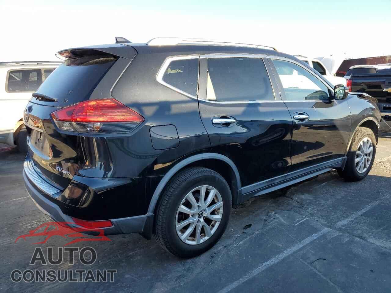 NISSAN ROGUE 2017 - KNMAT2MV0HP600193