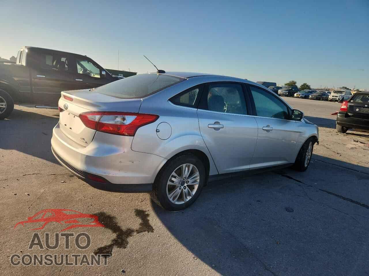 FORD FOCUS 2012 - 1FAHP3H27CL457578