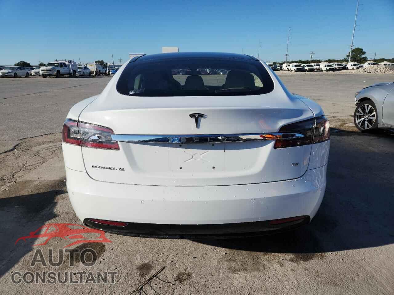 TESLA MODEL S 2016 - 5YJSA1E10GF156032