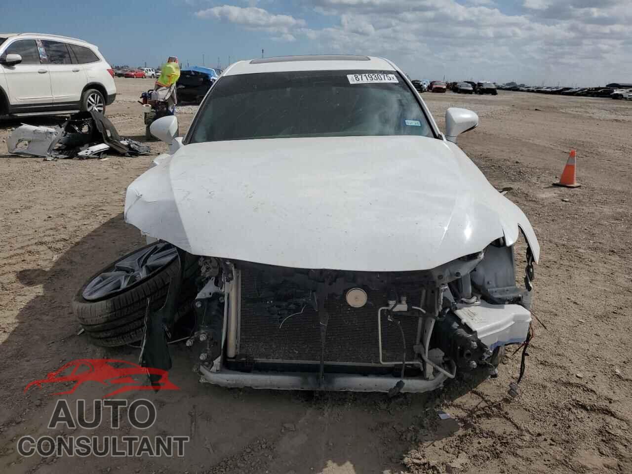 LEXUS IS 2015 - JTHBF1D2XF5081057