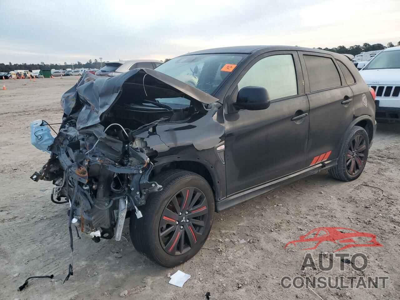 MITSUBISHI OUTLANDER 2021 - JA4APUAU8MU016383