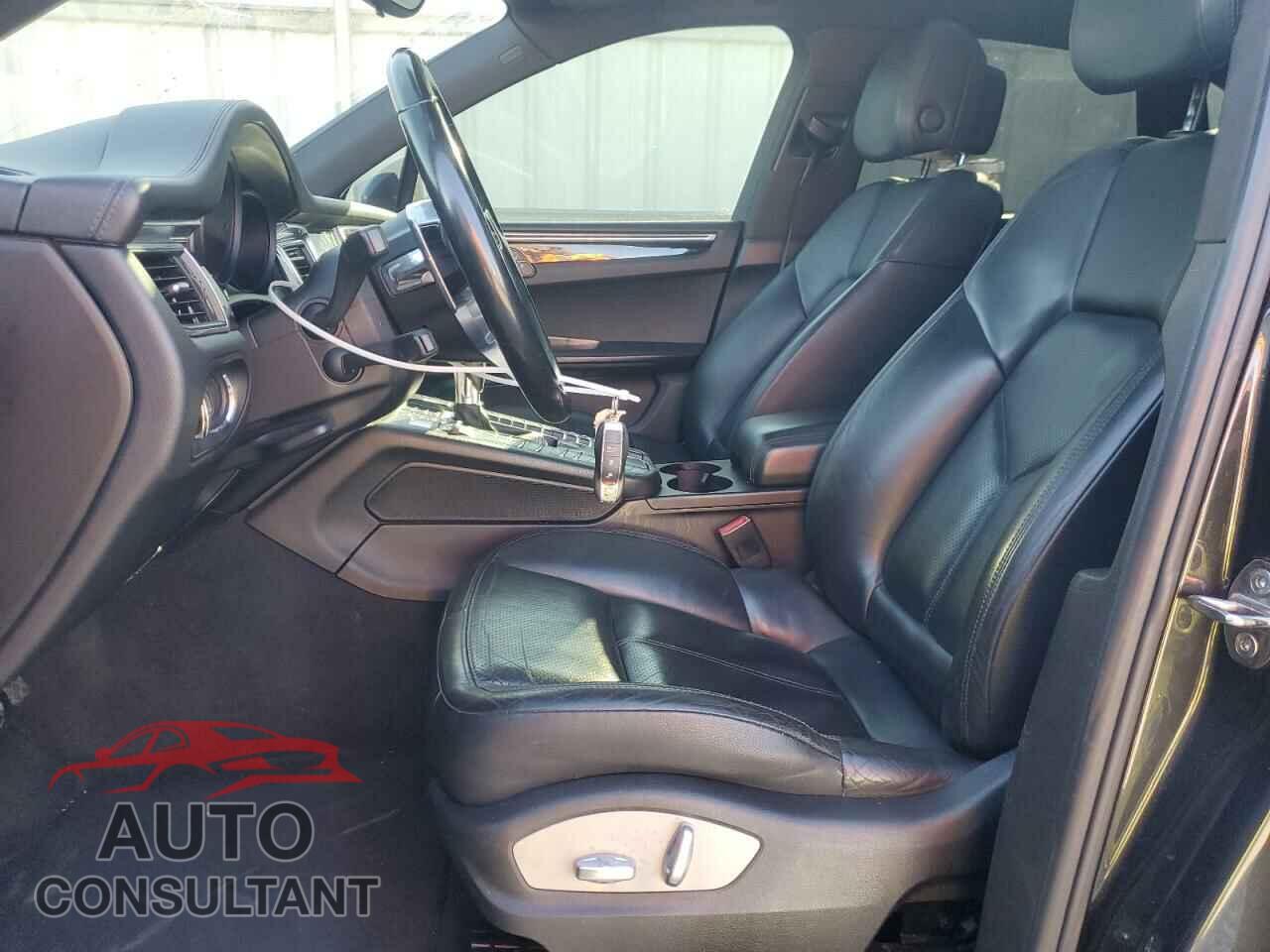 PORSCHE MACAN 2017 - WP1AA2A51HLB01838
