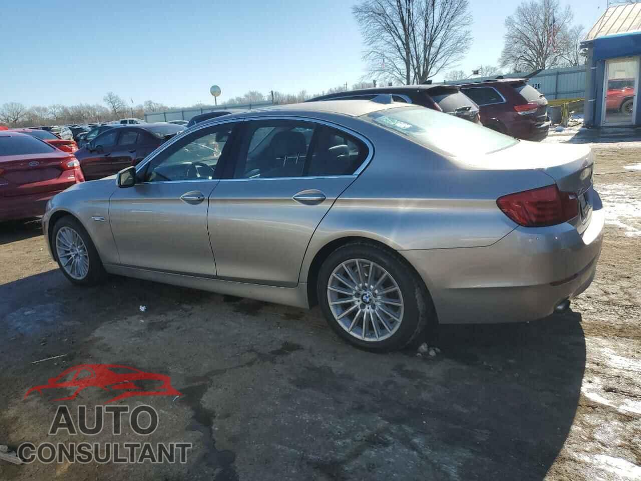 BMW 5 SERIES 2013 - WBAFU7C52DDU70508